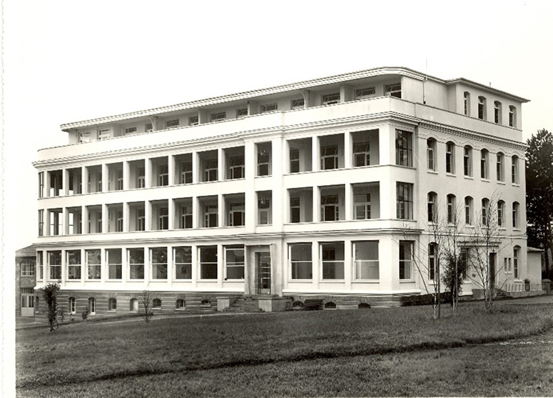 Sanatorium Lalance (1910 – 1912), Façade sud